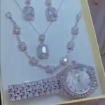 female watch set