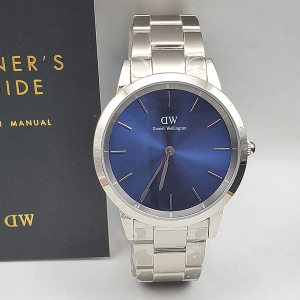 Daniel Wellington Luxury Chain Wristwatch