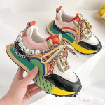 women sneaker 1